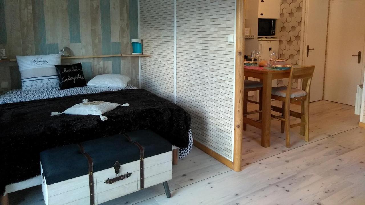 Arrest Le Haut Village Chambre D'Hotes Mobi-Loft Cosy Sauna ,Douche ,Chromotherapie מראה חיצוני תמונה