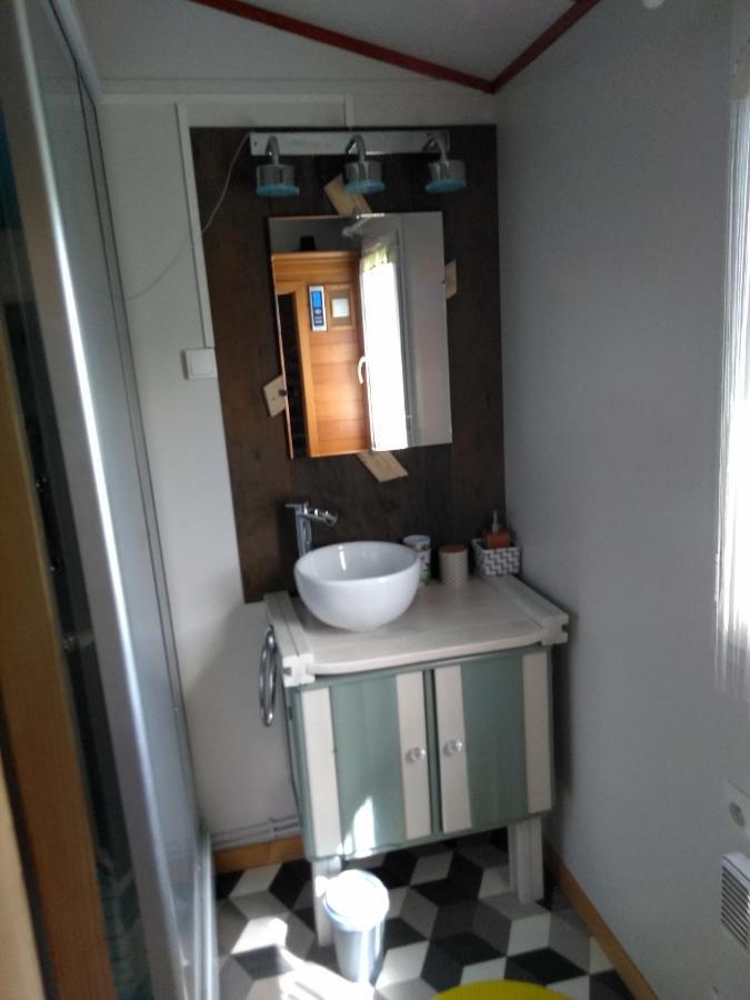 Arrest Le Haut Village Chambre D'Hotes Mobi-Loft Cosy Sauna ,Douche ,Chromotherapie מראה חיצוני תמונה