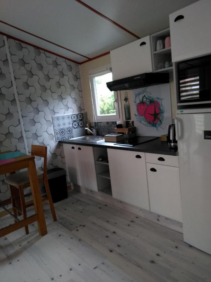 Arrest Le Haut Village Chambre D'Hotes Mobi-Loft Cosy Sauna ,Douche ,Chromotherapie מראה חיצוני תמונה