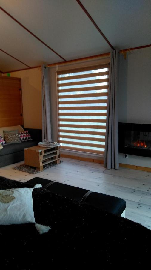 Arrest Le Haut Village Chambre D'Hotes Mobi-Loft Cosy Sauna ,Douche ,Chromotherapie מראה חיצוני תמונה